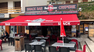 Hard Bosses Cafe - La terrasse