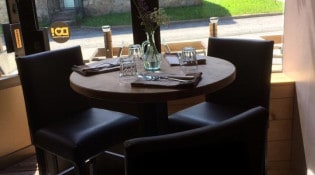 La Table Du Bourg - La salle