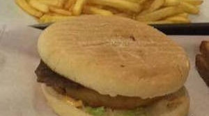 Bkc Snack - Un burger, frites