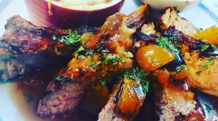 Le Cap Horn - Côte de veau de lait aux abricots