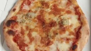 Alimentari il goloso - Une pizza