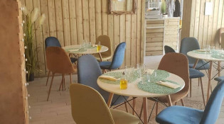 Land's Pizzas - La salle de restauration
