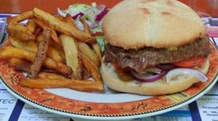 Chez Gilles - Un burger, frites