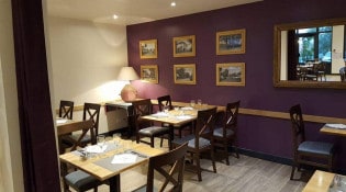 Bistro Gnàc E Pause - La salle de restauration