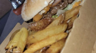 Le Royal - Un burger, frites