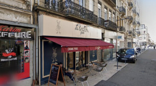 Le Grillon - La façade