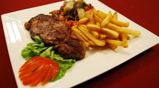 Le 8 - Steak frites