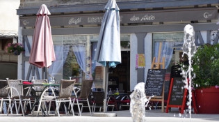 Café des Arts - La terrasse