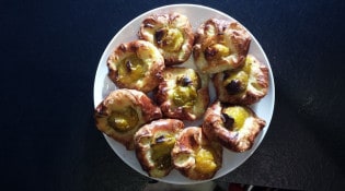 Le Canclaux - Danish aux prunes et aux amandes