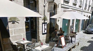 Le Cèdre - La façade du restaurant