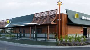 Mc Donald's - La façade du restaurant
