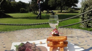 Le Club - Un plat