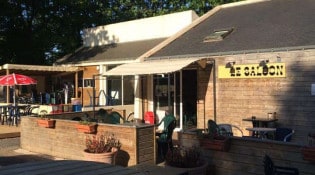 Le Saloon - La façade du restaurant