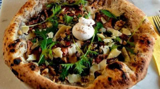 Jularo - Une pizza