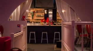 La Plume Rouge - Le bar