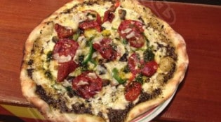 Villa Roma - Une pizza