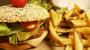 L'Alchimie - Un burger et frite