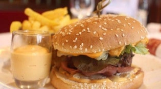 La Brasserie de la Poste - Un burger