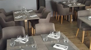 Le P'tit Bouchon - La salle de restauration