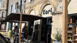 Karl - La façade