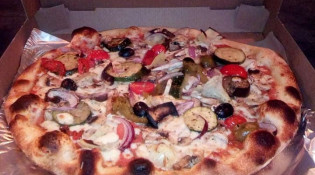 Giuseppe - Une pizza