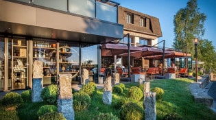 Cyril Attrazic chez Camillou - La façade du restaurant