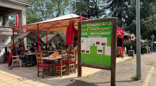 Un dimanche à la campagne - La terrasse