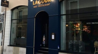 La Cour - La façade du restaurant