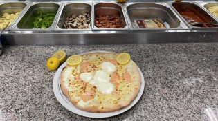 Montreuil Kebab - Une autre pizza