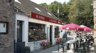 La Renardière - La façade de la brasserie