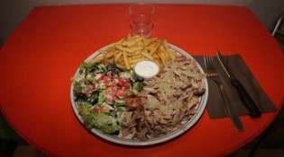 Au four à Bois - Une assiette de la maison