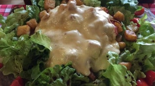 Le Chaudron Savoyard - Salade du chaudron