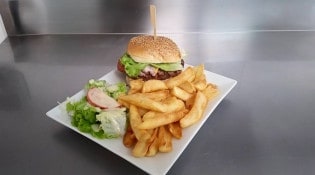 L'Improviste - Une assiette burger