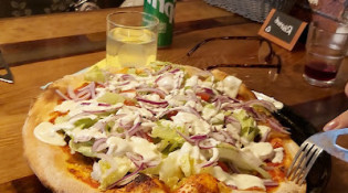 E=MC2 - Une pizza
