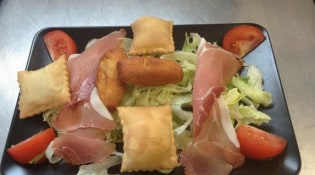 Resto'Der - La salade de tourtons et ravioles