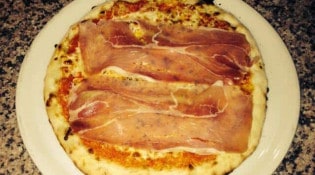 Restaurant Pizzeria Le D.O.C - une pizza