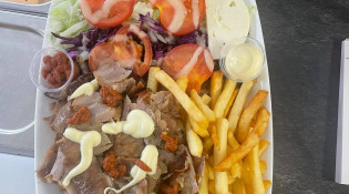 Dommartin Kebab & Tacos - Assiette kebab