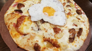 La Spézia - Une pizza