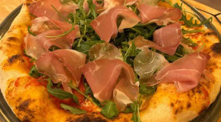 Coco Bello - Une pizza