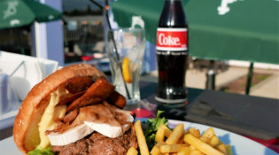 Resto Miss - Burger avec des frites