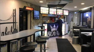 Royal Kebab - La salle de restauration