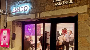 Sando - La façade
