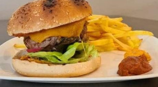Bdc Fried - Un burger, frites