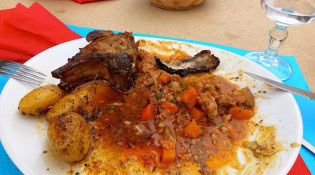 Chez Maxime - Un plat