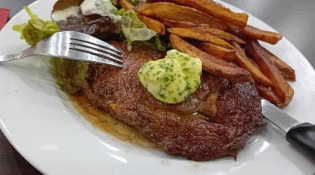 Le p'tit resto - Un plat