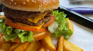 Mêyman - Un burger