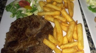 La Luna - Un steak, frites et salade