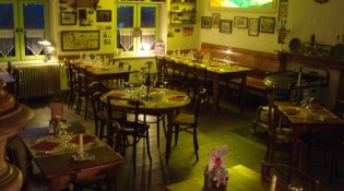 Au Joyeux Retour Des Pêcheurs - La salle de restauration 