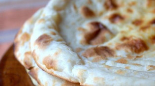 Le Magistral - Cheese naan