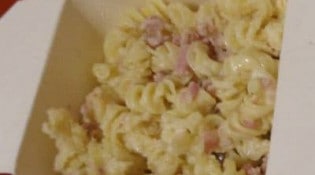 Piatto di pasta - Le fusili à la sauce carbonara